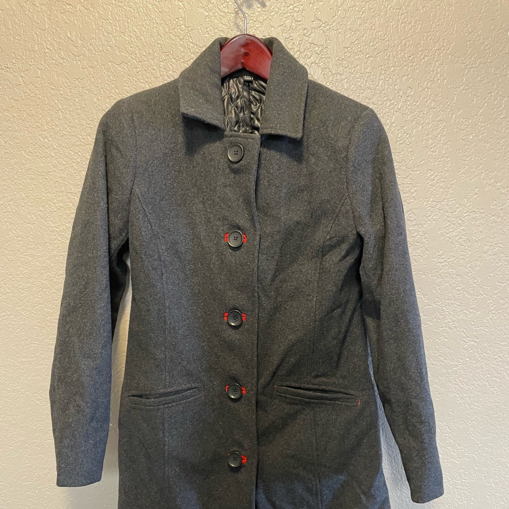 Women’s fleece trench coat by Cintas